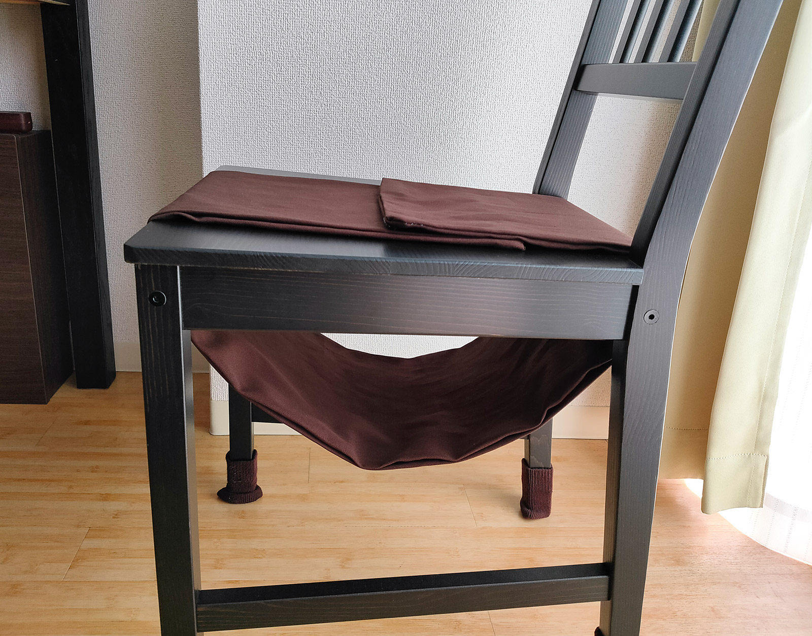 直線断ち・手縫いで超簡単に作れる椅子下収納